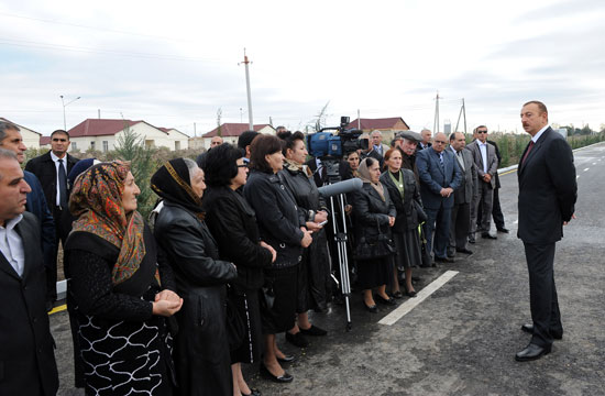 President Ilham Aliyev opens new settlement for people from flood-hit areas (PHOTO)