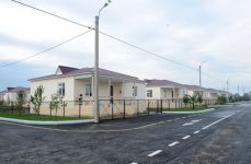 President Ilham Aliyev opens new settlement for people from flood-hit areas (PHOTO)