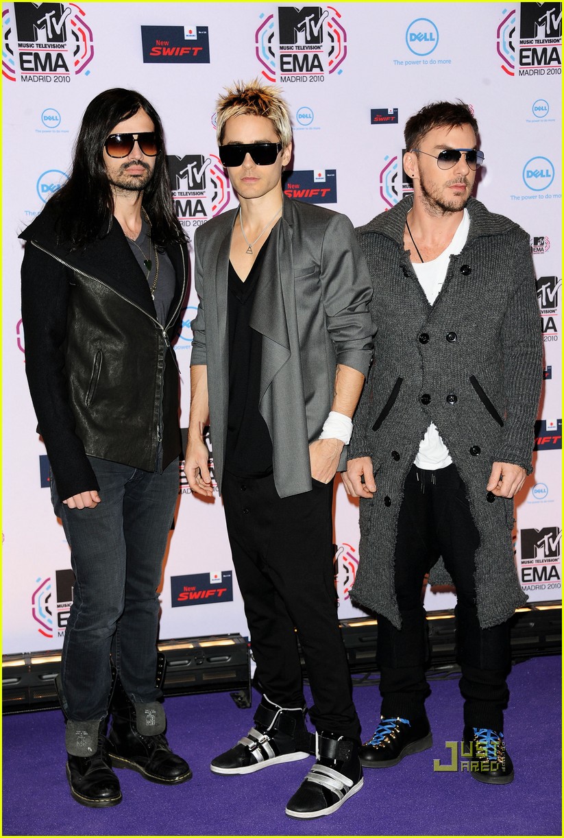 Леди Гага стала триумфатором MTV EMA 2010 (фотосессия)