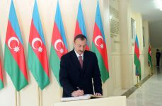 Президент Ильхам Алиев принял участие в открытии Музея Государственного флага (ДОПОЛНЕНО) (ФОТО)