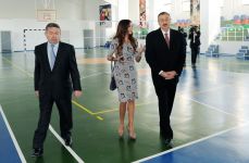 Президент Ильхам Алиев принял участие в открытии школьного комплекса, построенного по инициативе и при поддержке Фонда Гейдара Алиева (ФОТО)