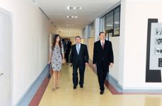 Президент Ильхам Алиев принял участие в открытии школьного комплекса, построенного по инициативе и при поддержке Фонда Гейдара Алиева (ФОТО)
