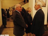 Веселый юбилей Русской драмы в Баку (фотосессия)