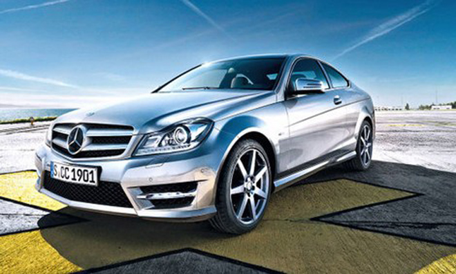 Обнародованы фотографии нового купе Mercedes-Benz C-Class