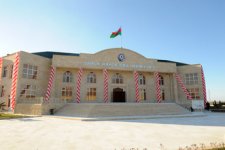 Ильхам Алиев принял участие в открытии нового административного здания Исполнительной власти Самухского района (ФОТО)