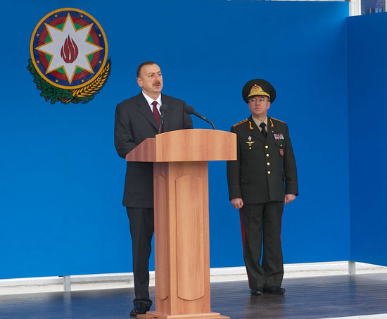 Ilham Aliyev attended the presentation ceremony of the war banner of Civil Defense Troops of the Ministry of Emergency Situations (PHOTO)