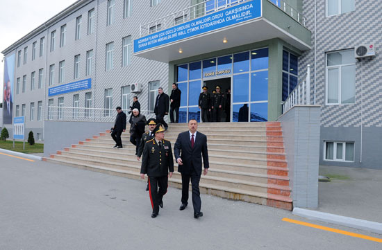 Ilham Aliyev attended the presentation ceremony of the war banner of Civil Defense Troops of the Ministry of Emergency Situations (PHOTO)
