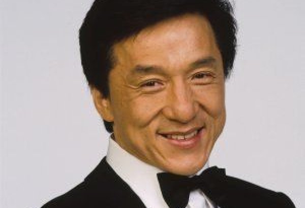 Jackie Chan: I will visit Iran
