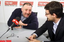 Я же танцую брейк-данс, делаю сальто - шведский социалист Бахрам Багирзаде в гостях Trend Life (видео-фотосессия)