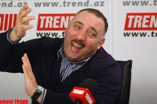 Я же танцую брейк-данс, делаю сальто - шведский социалист Бахрам Багирзаде в гостях Trend Life (видео-фотосессия)