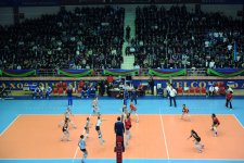 President Ilham Aliyev and his spouse Mehriban Aliyeva watch Challenge Cup final in Baku (PHOTO)