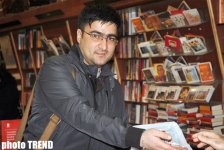 Стамбульские приключения: На трамвае от ночного Таксима до улицы Истиклаль (фотосессия, часть 2)