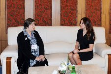 First Lady of Azerbaijan meets senior representatives of foreign countries and international organizations attending World Forum on Intercultural Dialogue (PHOTOS) (UPDATE)