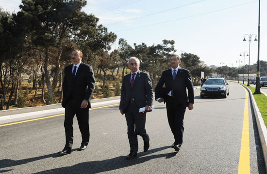 Azerbaijani President gets acquainted with improvement work in Bilajari and Sulutapa settlements (PHOTO)