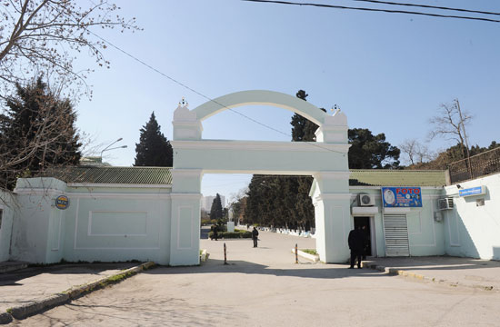 Azerbaijani President gets acquainted with improvement work in Bilajari and Sulutapa settlements (PHOTO)