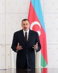 Azerbaijani president: Azerbaijan's economy successfully develops in first quarter of 2011 (PHOTO)