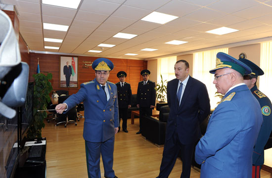 Azerbaijani President gets acquainted with conditions created in Astara customs office (PHOTO)