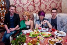 Леонардо да Винчи, "Титаник", Алла Пугачева, или как Нура Сури отметила юбилей (фотосессия)