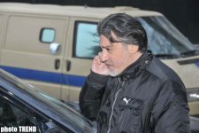 Друзья и близкие пришли попрощаться с Анаром Мамедхановым (фотосессия)