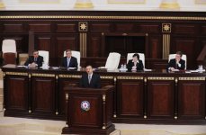 Президент Ильхам Алиев: Необходимо разработать дополнительные механизмы для привлечения азербайджанской молодежи в науку (версия 3) (ФОТО)