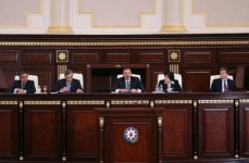 Президент Ильхам Алиев: Необходимо разработать дополнительные механизмы для привлечения азербайджанской молодежи в науку (версия 3) (ФОТО)