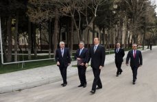 Президент Ильхам Алиев: Необходимо разработать дополнительные механизмы для привлечения азербайджанской молодежи в науку (версия 3) (ФОТО)