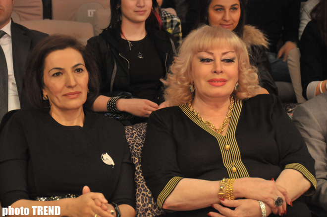 В Баку состоялась церемония вручения национальной премии "Best of the best 2011" (фотосессия)