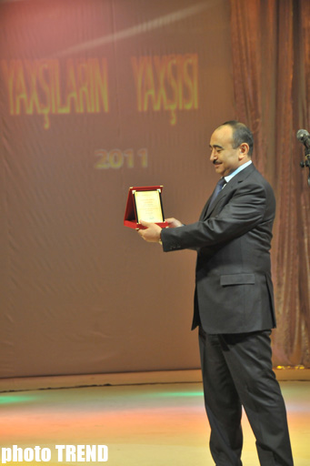 В Баку состоялась церемония вручения национальной премии "Best of the best 2011" (фотосессия)