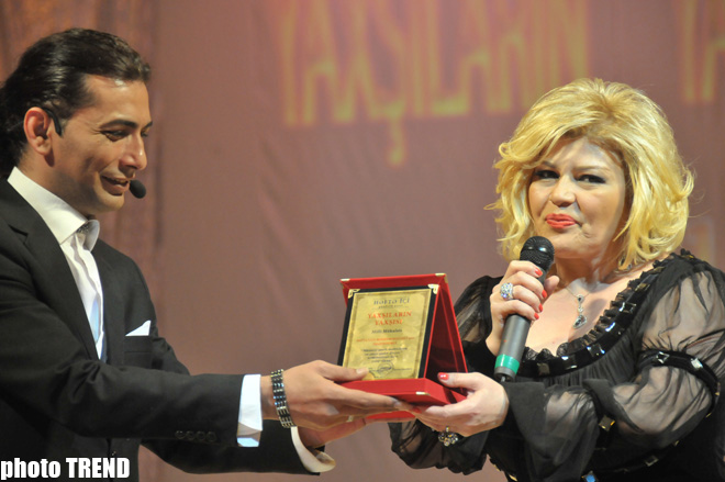 В Баку состоялась церемония вручения национальной премии "Best of the best 2011" (фотосессия)