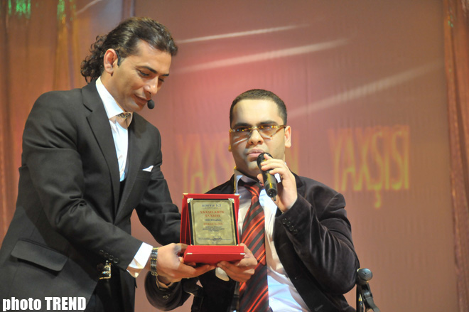 В Баку состоялась церемония вручения национальной премии "Best of the best 2011" (фотосессия)