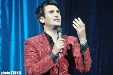 В Баку состоялась церемония вручения национальной премии "Best of the best 2011" (фотосессия)