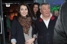 Айдан Салахова и Наоми Кэмпбелл создали перфоманс - символ современной Москвы (фотосессия)