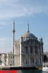 Загадочный Стамбул! Вид на мегаполис, открывающийся из-под моста Султана Мехмета Фатиха во время прогулки на катере (фотосессия)
