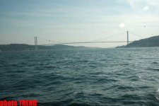 Загадочный Стамбул! Вид на мегаполис, открывающийся из-под моста Султана Мехмета Фатиха во время прогулки на катере (фотосессия)