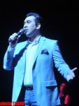 Микрофон Элтона Джона достался Эльтону Гусейналиеву: "Один цветок может быть прекраснее, чем множество цветов" (фотосессия)