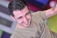 Всемирный день улыбки - смайлики азербайджанских шоу-звезд и телеведущих (фотосессия)