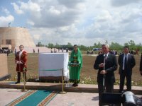 В Казахстане состоялось открытие памятника азербайджанским женщинам-жертвам репрессий (ФОТО)