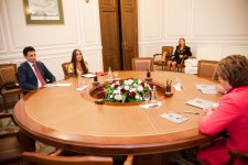 Вице-президент Фонда Гейдара Алиева Лейла Алиева встретилась с губернатором Санкт-Петербурга (ФОТО)