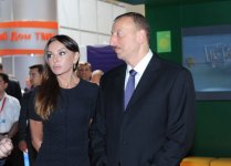 Инвестиции в экономику Азербайджана с 1995 года составили 97 миллиардов долларов - Президент Ильхам Алиев (версия 3)(ФОТО)