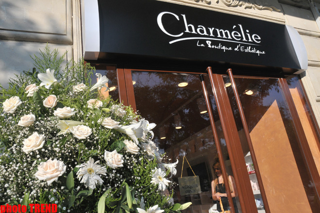 Фахрия Халафова и Зулейха Акчурина зажгли в Баку яркую звезду Charmelie (фотосессия)
