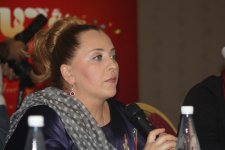 Играя в нарды, вспоминаю о Баку - грузинская певица Нино Катамадзе