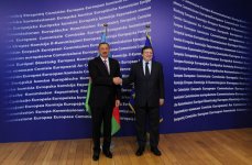 Президента Ильхам Алиев: Европейский вектор политики Азербайджана носит приоритетный характер (версия 3) (ФОТО)