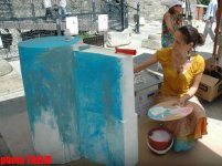 В Баку появились красочные Девичьи Башни, созданные зарубежными художниками и детьми (фотосессия)