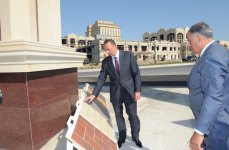 Президент Азербайджана ознакомился с работами по реконструкции парка имени Гейдара Алиева в Бинагадинском районе (ФОТО)