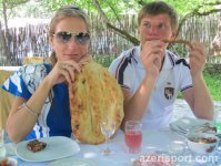 Как Андрей Аршавин с супругой Юлией отдохнули в Азербайджане (фотосессия)