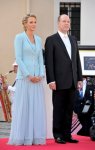 Фотосет со свадьбы князя Альбера II и Шарлен Уитсток