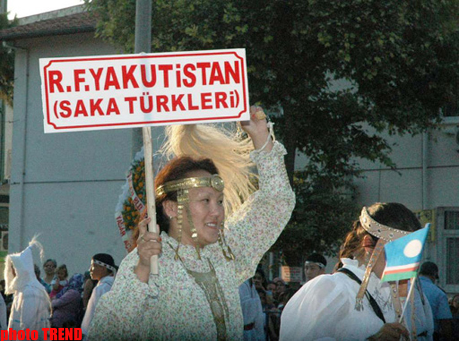 Азербайджанские певцы на празднике "голубого рака" в Турции (фотосессия)