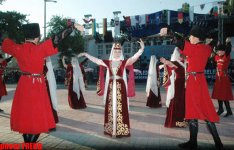 Азербайджанские певцы на празднике "голубого рака" в Турции (фотосессия)