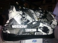 Медина "Кристалл" не расстается с покойным Майклом Джексоном (фотосессия)