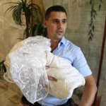 Участницу "Дома-2" выписали из роддома